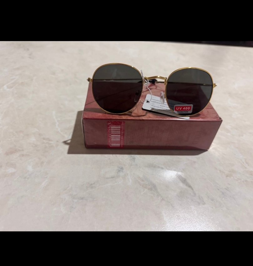 Kadın Klasik Koyu Renk Güneş Gözlüğü - Görsel 2