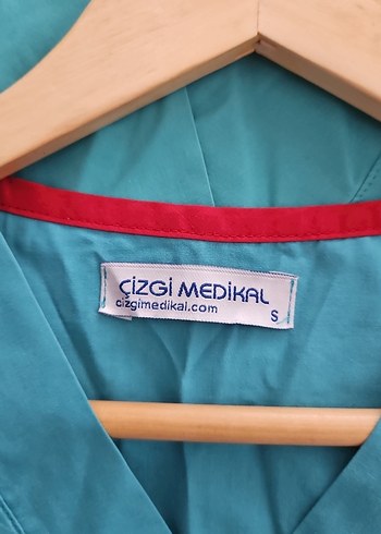 Turkuaz çizgi detaylı çizgi medikal Forma üstü - Görsel 3