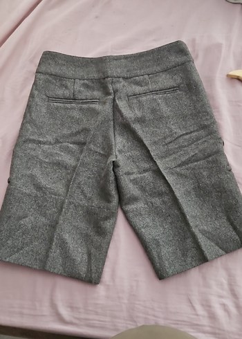 Gri Kemerli Kadın Bermuda Şort - Görsel 2