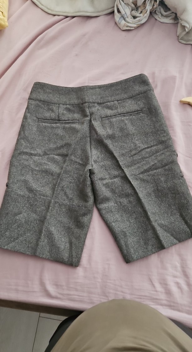 Gri Kemerli Kadın Bermuda Şort - Görsel 2