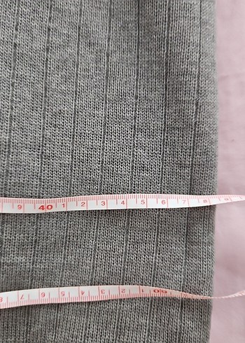 Gri V Yaka Kadın Örme Yelek - Görsel 4