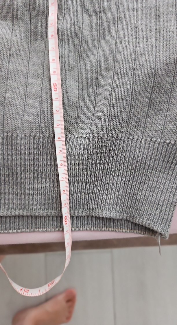 Gri V Yaka Kadın Örme Yelek - Görsel 5