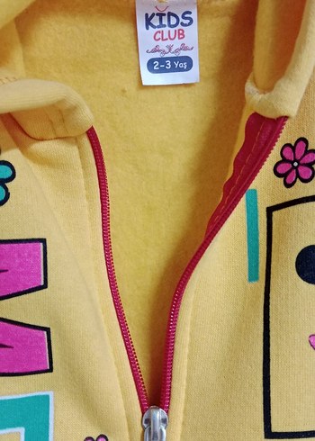 Kız Çocuk Kapüşonlu Sarı Baskılı Yelek - Görsel 2