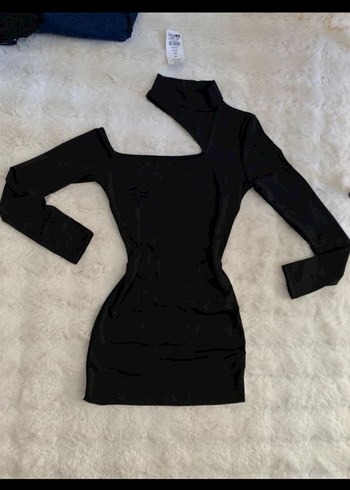 Siyah Deri Mini Elbise, Uzun Kollu, Yüksek Yaka - Görsel 3