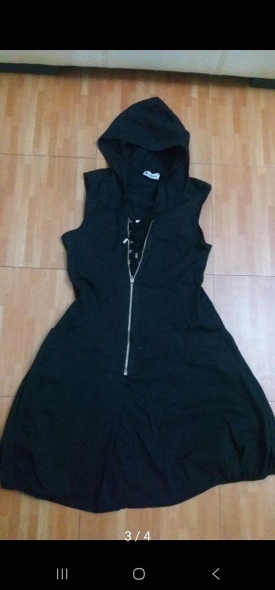 Siyah Gotik V Yakalı Uzun Elbise - Görsel 2