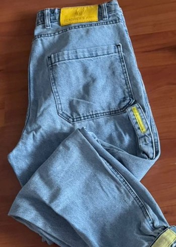 Sarı Detaylı Loose Fit Kadın Denim Pantolon - Görsel 2