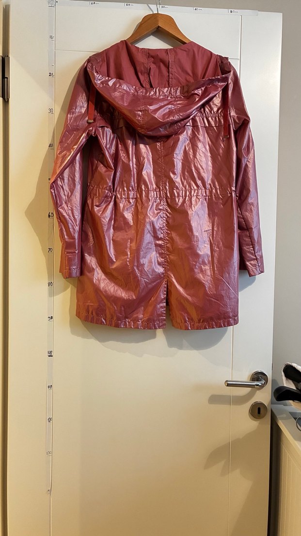 Pembe Parlak Deri Midi Yağmurluk - Görsel 4