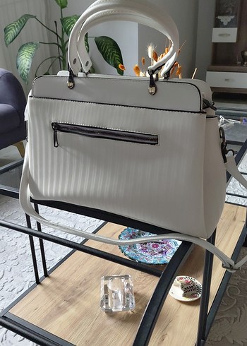 Beyaz Kadın Omuz Çantası - Parisian Stil Marmara temsilidir - Görsel 2