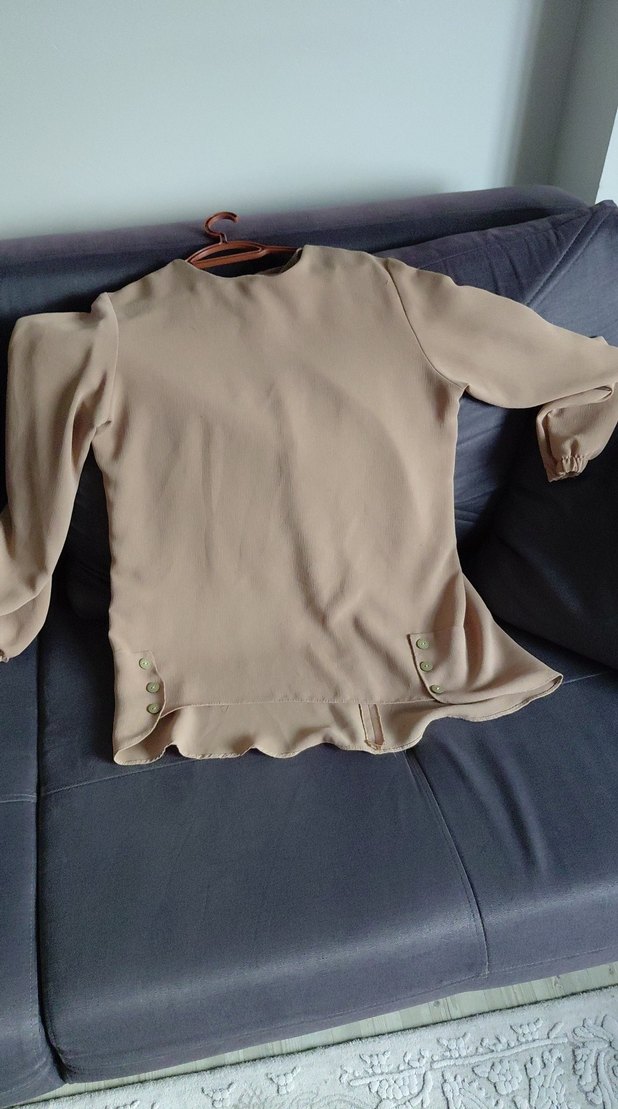 Bej Düğmeli Kadın Keten Bluz - Görsel 2