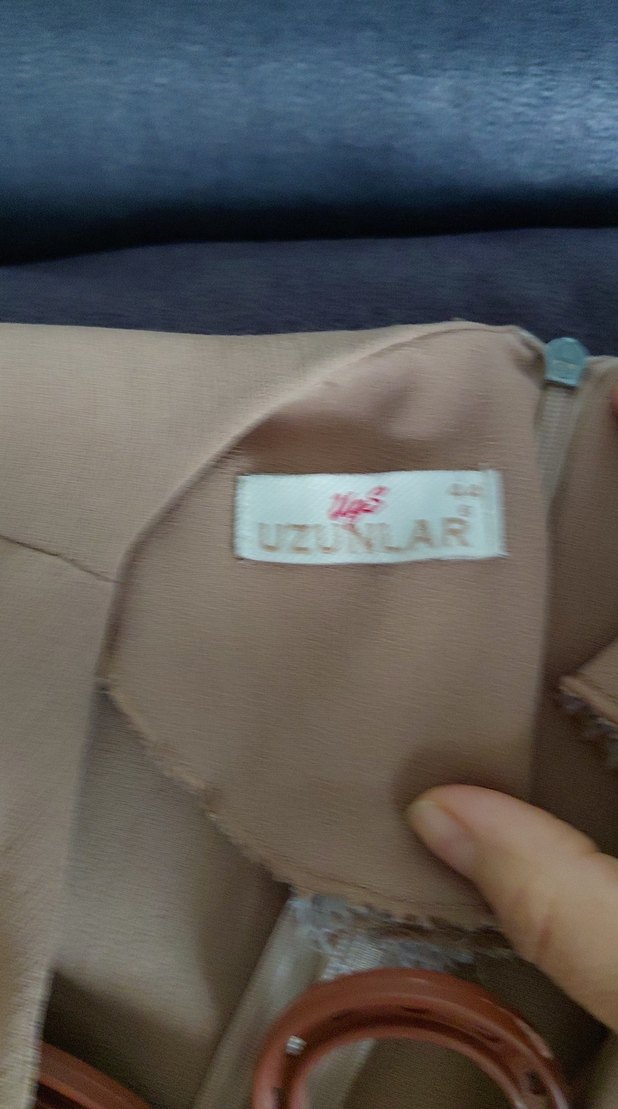 Bej Düğmeli Kadın Keten Bluz - Görsel 3