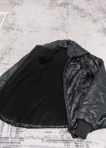 Siyah Fermuarlı Yüksek Yakalı Kadın Ceket - Görsel 3