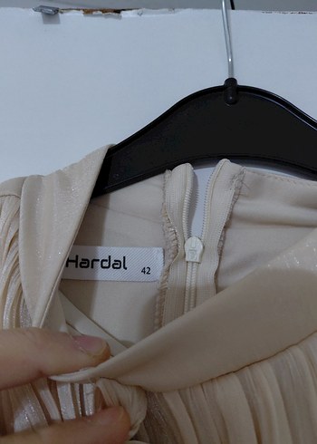 Bej Uzun Kollu Drapeli Kadın Abiye Elbise - Görsel 4