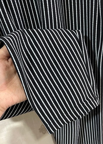 Kadın Siyah Çizgili Pilili Kumaş Pantolon - Görsel 3