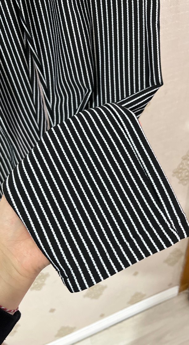 Kadın Siyah Çizgili Pilili Kumaş Pantolon - Görsel 4