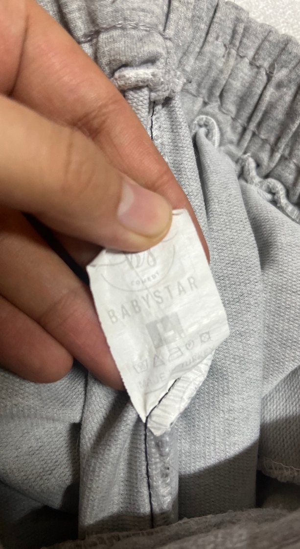 Düğmeli Nakışlı Gri bayan Eşofman Altı - Görsel 3