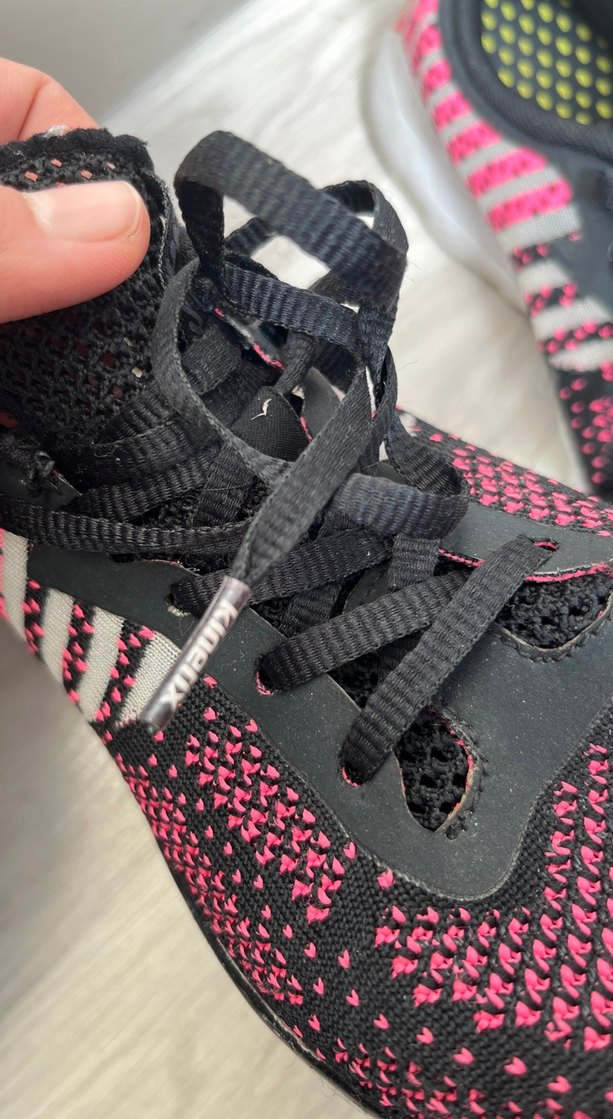 Pembe Siyah Bağcıklı Kadın Spor Ayakkabı - Görsel 3