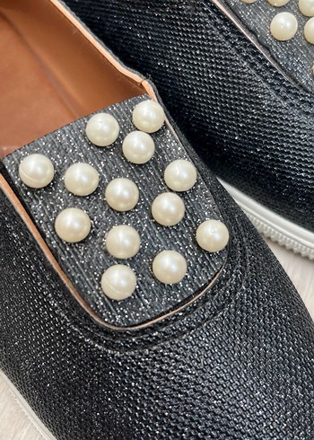 Boncuk Detaylı Siyah Casual Kadın Babet - Görsel 3