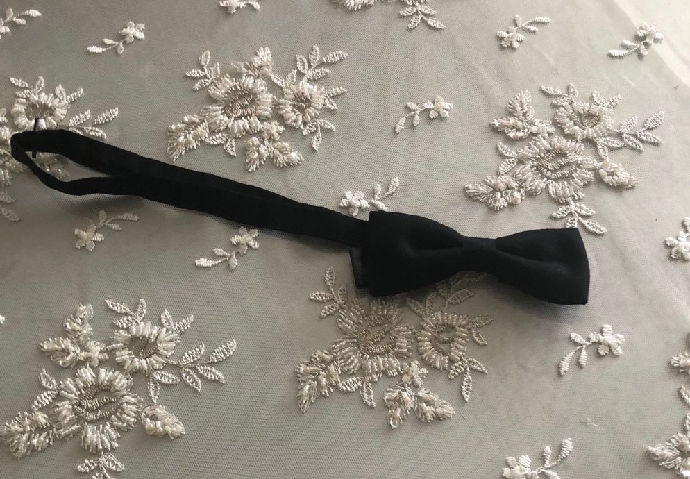 H&M DÜZ SİYAH ERKEK PAPYON - Görsel 2