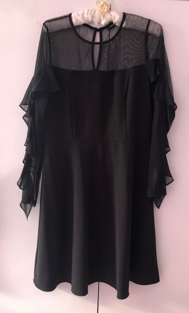 Uzun Kollu Fırfırlı Siyah Midi Elbise - Görsel 3