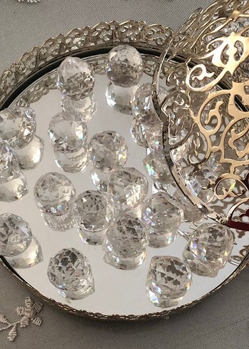 Taşlı Gümüş Görünümlü Dantel Gibi İşlemeli Sunum Tabağı - Görsel 4