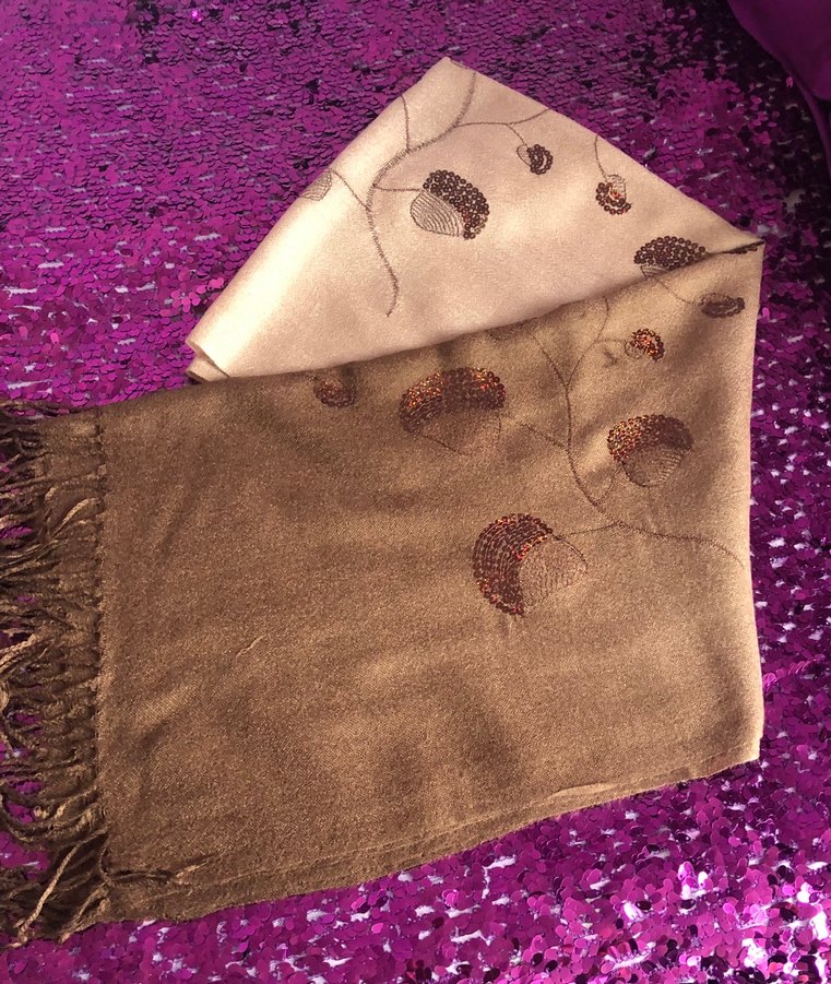 Pul İşlemeli Krem-Kahverengi Yünlü Kadın Şal - Görsel 2