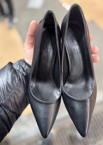 Siyah Tokalı Stiletto Kadın Ofis Ayakkabısı - Görsel 5