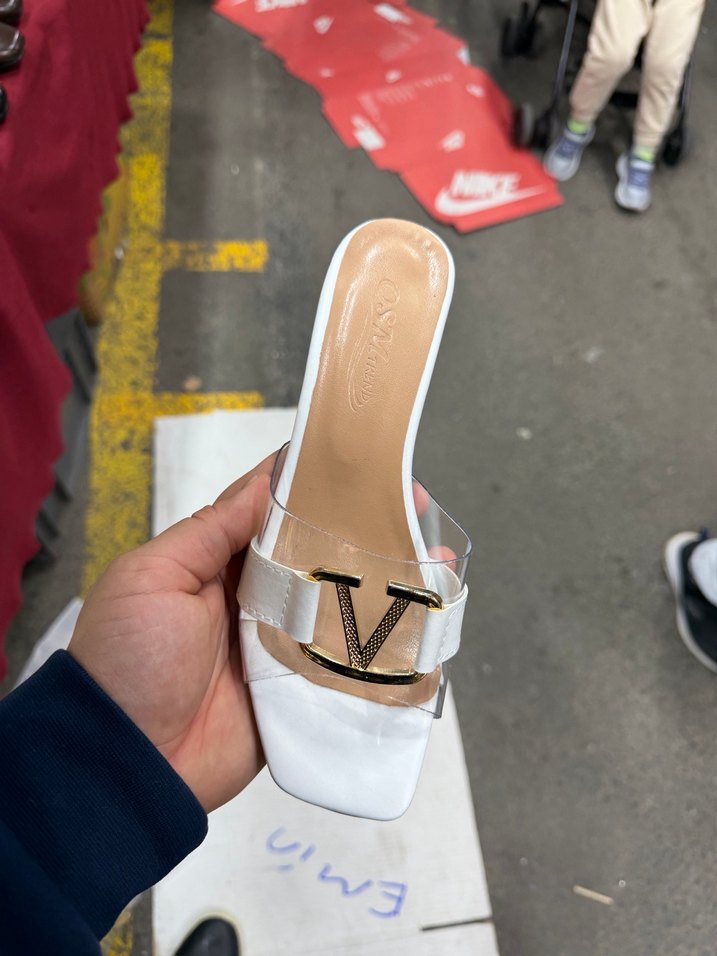 Beyaz Topuklu Kadın Terlik - Görsel 4