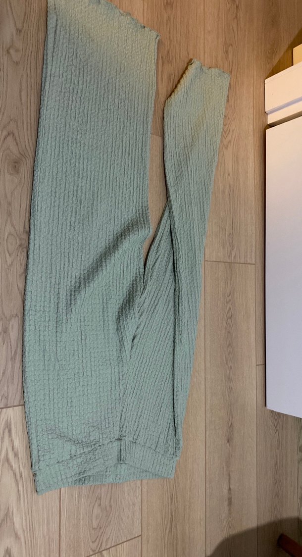 Yeşil V Yaka Kısa Örgü Kadın takım - Görsel 4