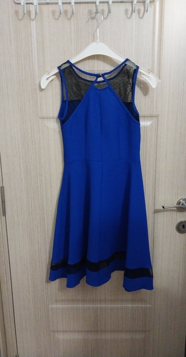 Siyah Detaylı Lacivert Midi Elbise - Görsel 4