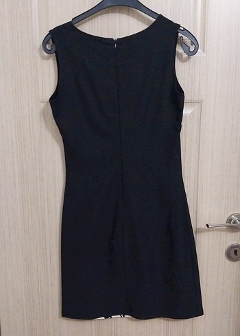 Çiçek Desenli Siyah Midi Elbise - Görsel 2