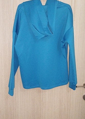 Mavi V Yaka Rahat Kesim Sweatshirt - Görsel 2