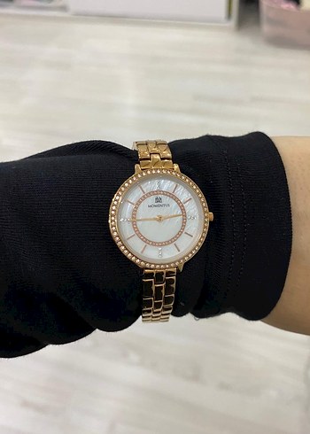 Parlak Altın Klasik Kadın Kol Saati - Görsel 8