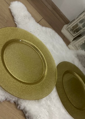 Parlak Altın Renkli Düz Tabak 2 adet mevcuttur - Görsel 2