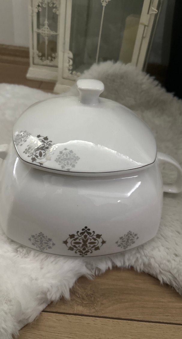 Gri Nakışlı Beyaz Kapaklı Porselen Güveç - Görsel 2