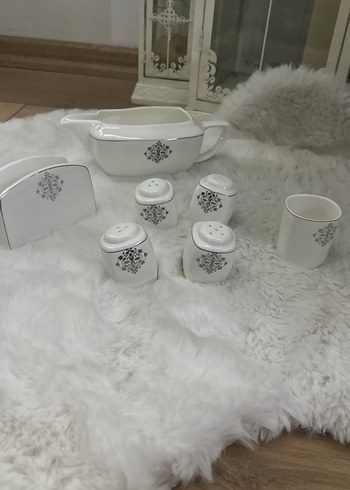 Gri Nakışlı Modern Klasik Beyaz Sofra Seti - Görsel 2