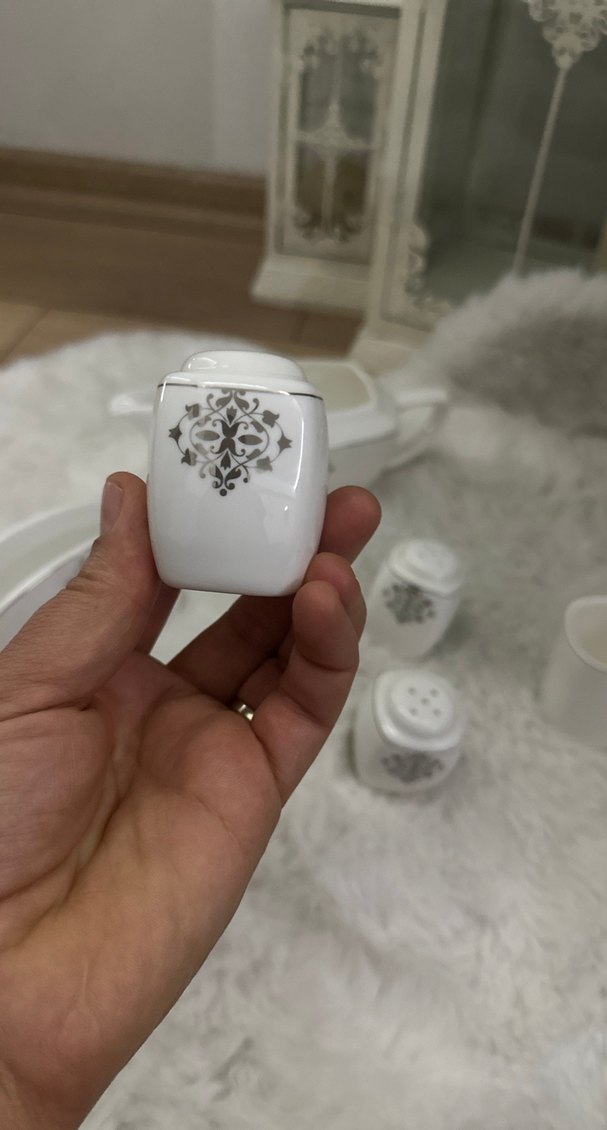 Gri Nakışlı Modern Klasik Beyaz Sofra Seti - Görsel 3