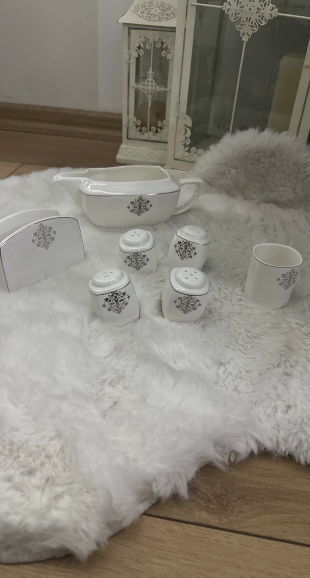 Gri Nakışlı Modern Klasik Beyaz Sofra Seti - Görsel 2