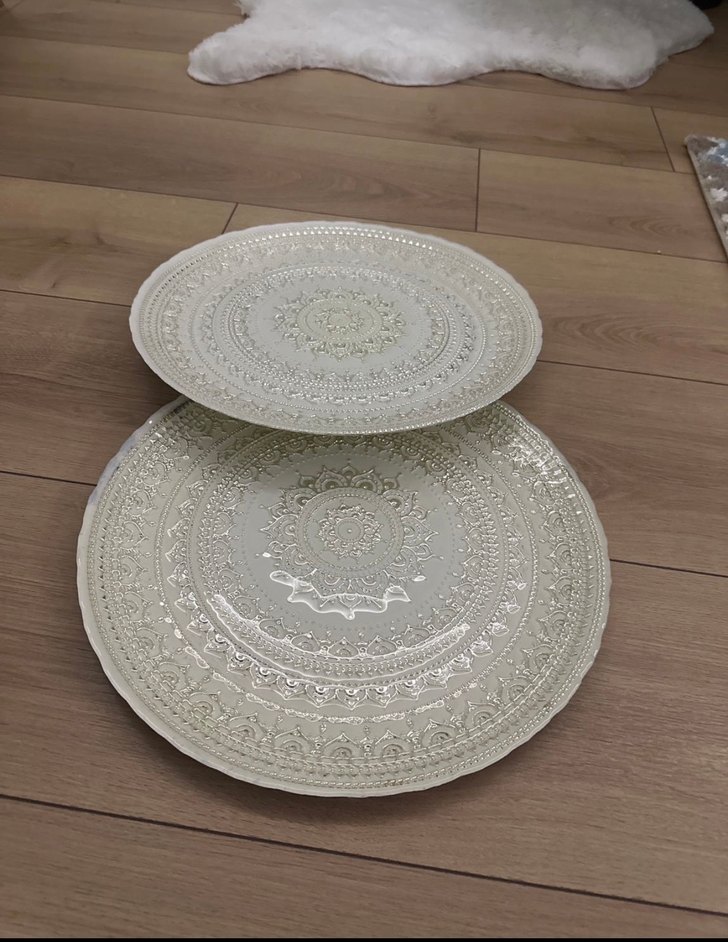 Gri Nakışlı Beyaz Tabak sufle - Görsel 2