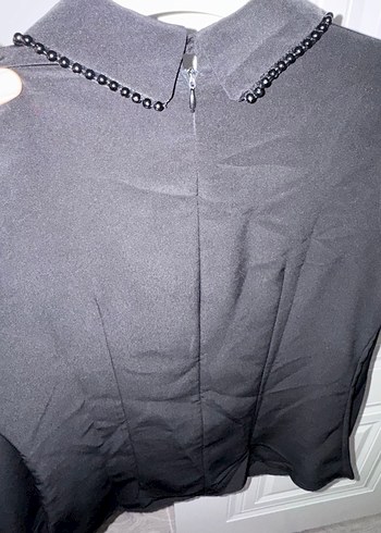 Siyah krep boncuk detaylı gömlek - Görsel 3