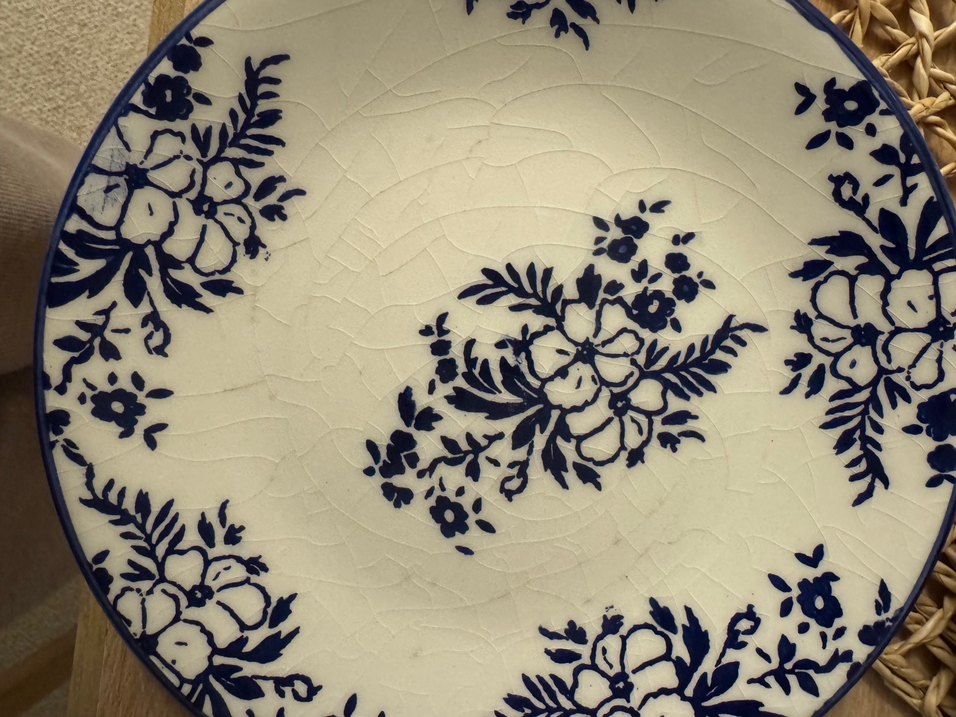 Koyu Mavi Çiçek Desenli Seramik Tabaklar - Görsel 2