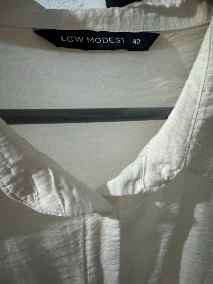 Düğmeli Beyaz Keten Gömlek - Görsel 2