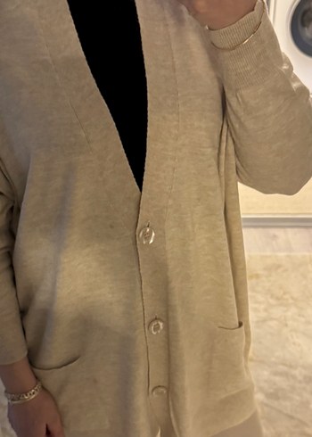 Bej Düğmeli Kadın Hırka - Görsel 6