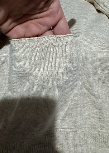 Bej Düğmeli Kadın Hırka - Görsel 2