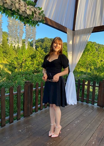 V Yaka Drapeli Siyah Midi Elbise - Görsel 6