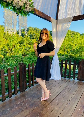 V Yaka Drapeli Siyah Midi Elbise - Görsel 2