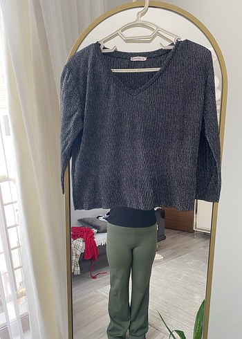 Gri V Yakalı Örgü Midi Kadın Kazak - Görsel 2