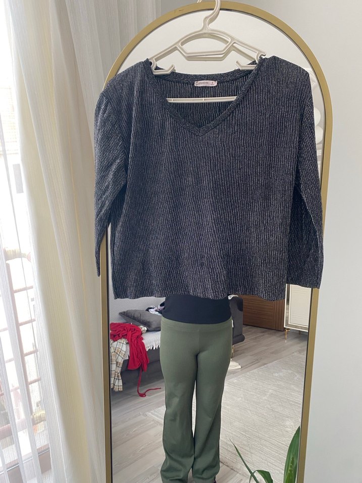 Gri V Yakalı Örgü Midi Kadın Kazak - Görsel 2