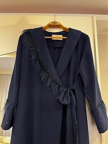 Abaya lacivert