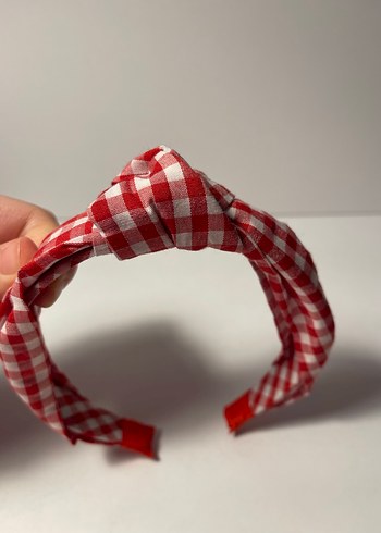 Kırmızı Ekose Desenli Fiyonk Saç Bandı - Görsel 3