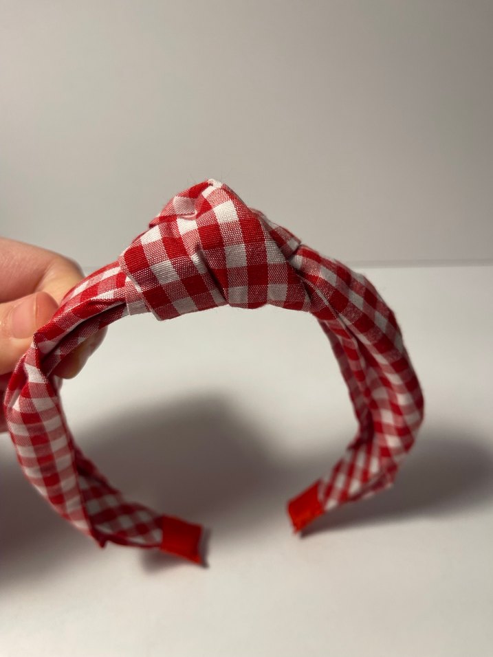 Kırmızı Ekose Desenli Fiyonk Saç Bandı - Görsel 3